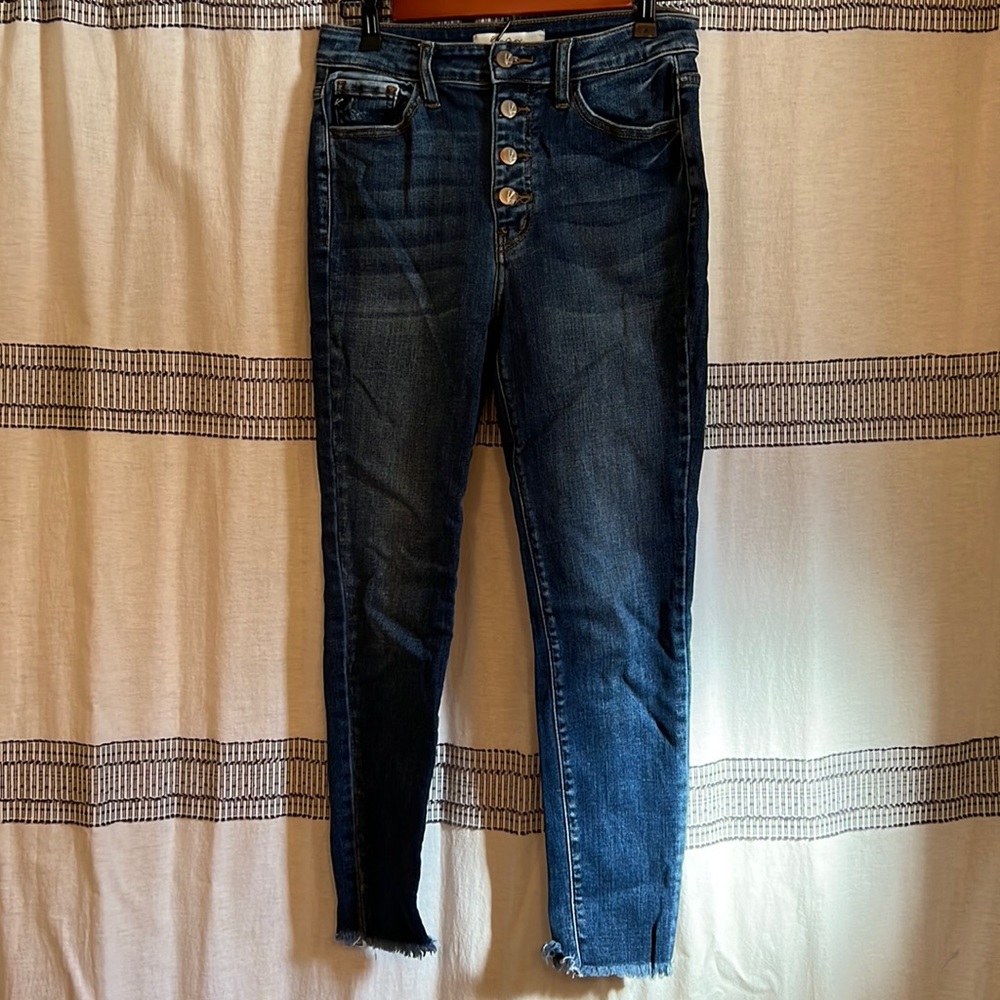 KanCan 28 Skinny Jeans Rae Edge